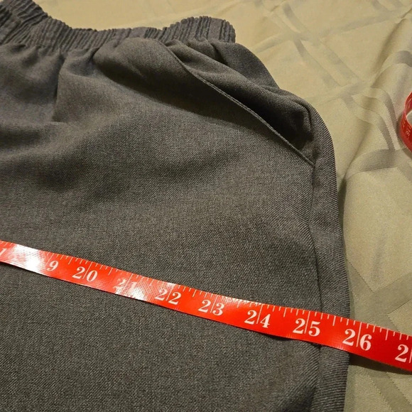 ♥️DONKENNY WOMAN Pullon Gray Slacks w/ 2 Front Pockets Size 20W GrandmaCore - Picture 7 of 11